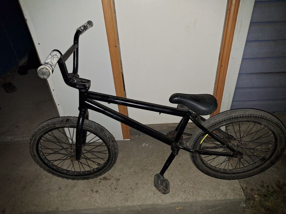 Продам бмх срочно