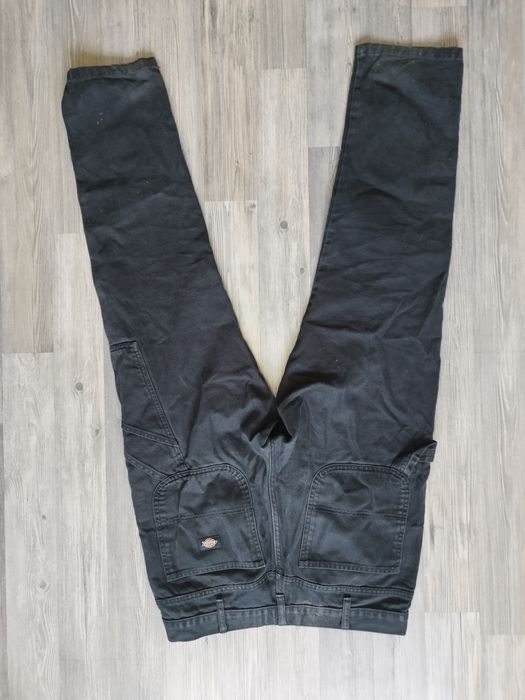 Dickies, Obey, Empyre дънки