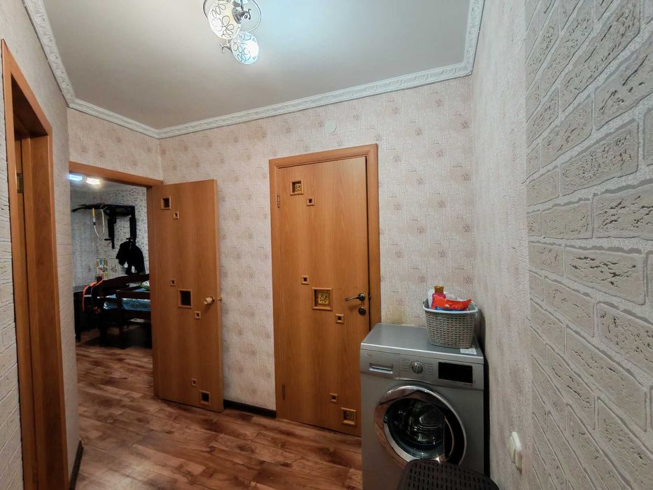 Продам 3 ком квартиру рн КЖБИ