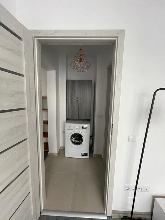 Inchiriez ap. 2 camere pe termen lung