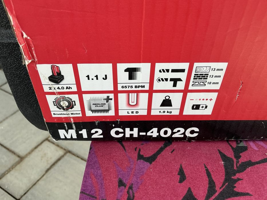 Vind Milwauke M12 CH-402C nou la cutie