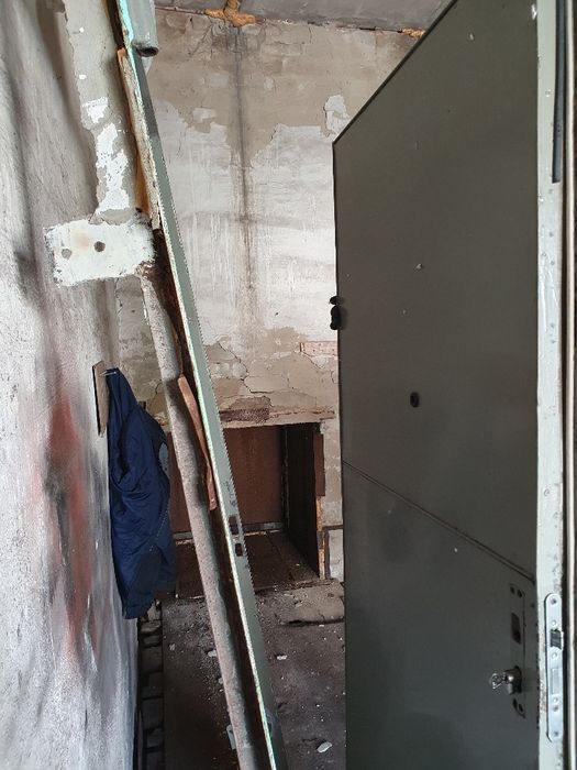 Продам б/У дверь 210×88