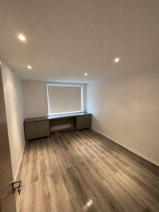 Apartament de închiriat