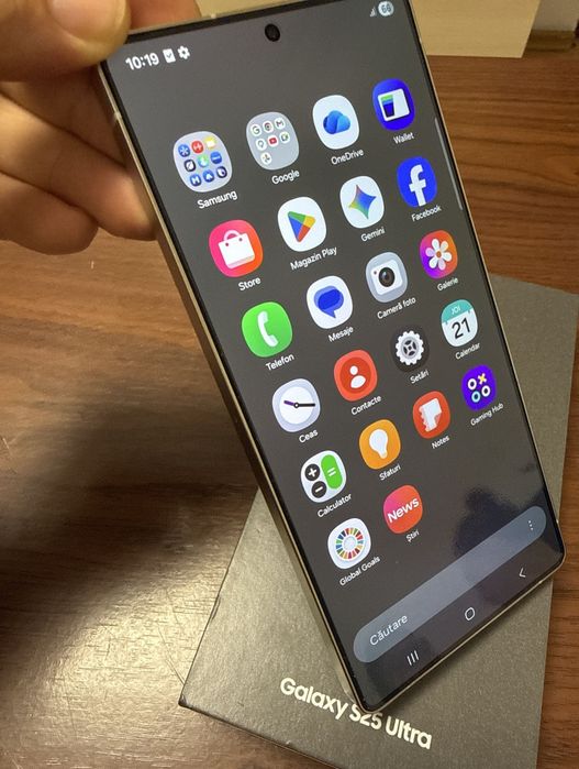Vând S25 Ultra 512 GB Garanție