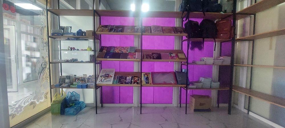 Продам стелажи  для торговли