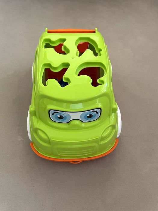 Пъзели и други образователни играчки