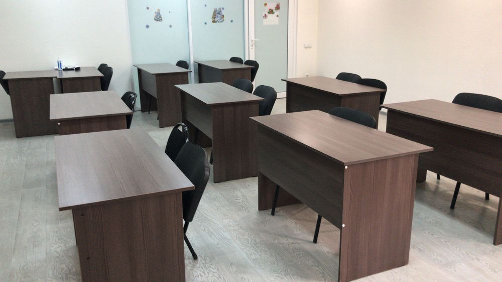 Продается столы офисные