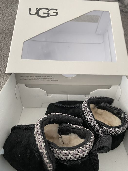 Ugg baby tasman negri