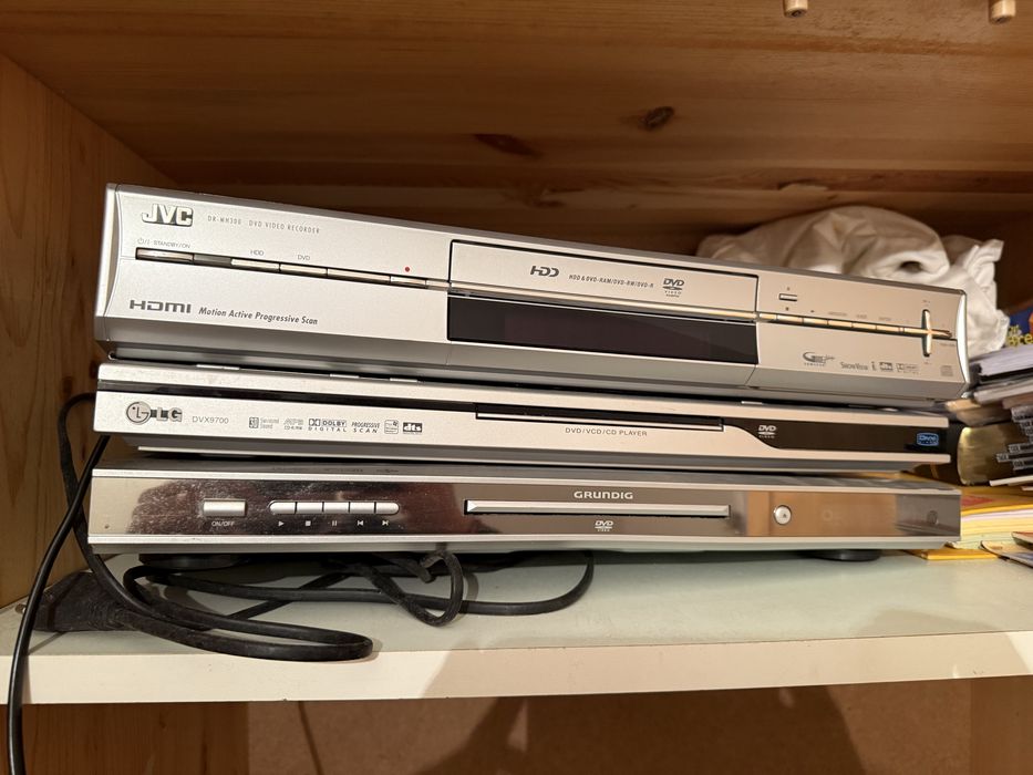 DVD 3 броя JVC LG Grundig
