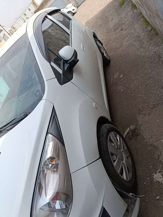 Спарк 2012 3 позиция