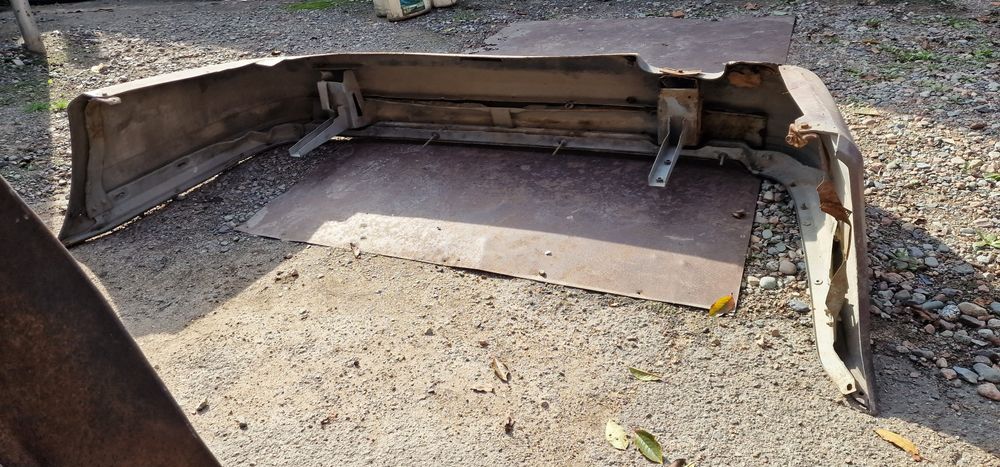 Продам задний бампер сигма