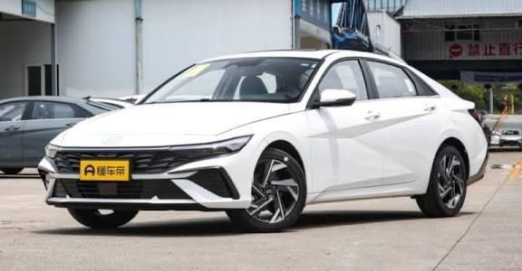 Запчасти для Hyundai Elantra