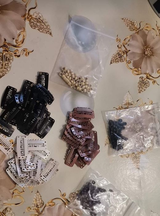 Продавам клипси и капси за екстеишани