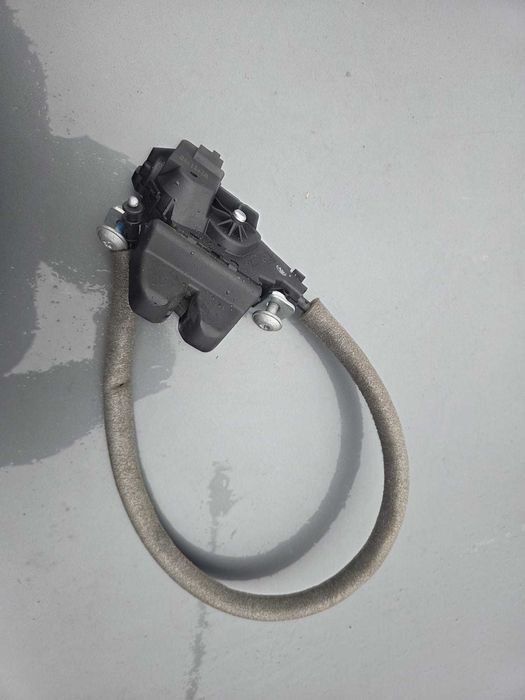 Broasca capota portbagaj Mercedes C/E Class W204/W212