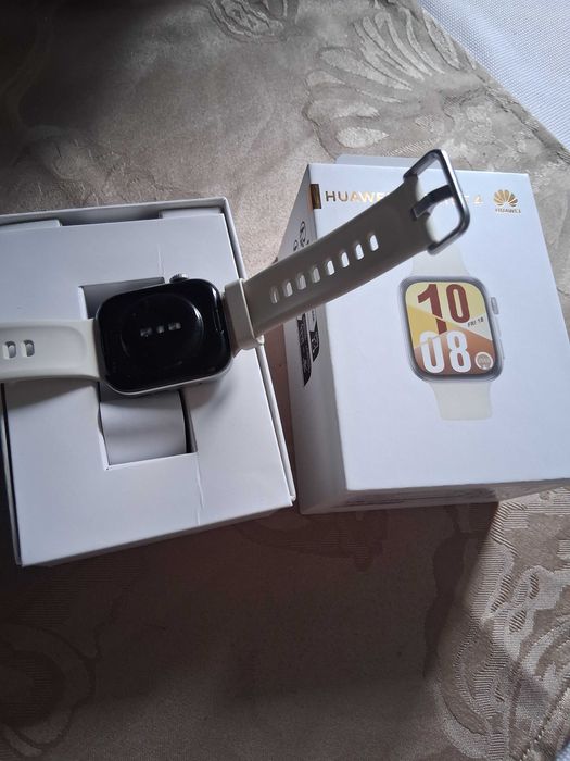 Huawei Fit 4 Ултаратънък