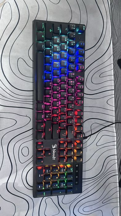 клавиатура Bloody