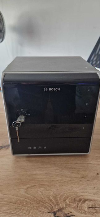 NVR camere spraveghere Bosch DIVAR IP 3000,  32 CAMERE
