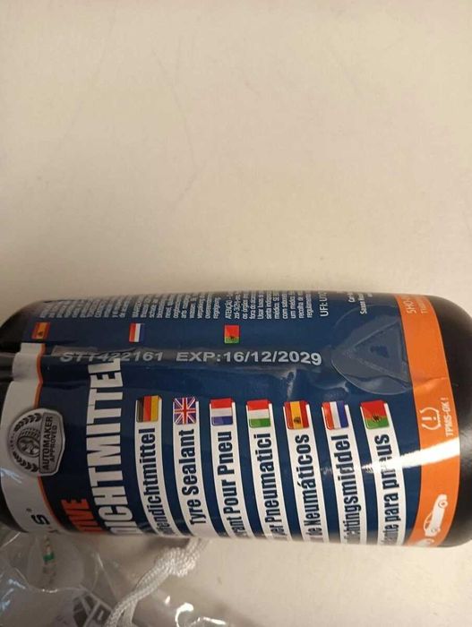 Комплект за ремонт на автомобилни гуми Terra-S с компресор