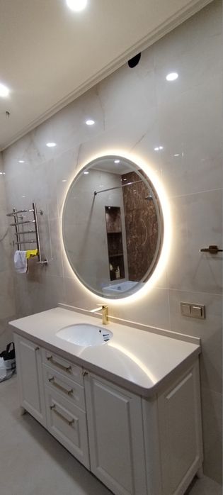 Зеркало с подсветкой