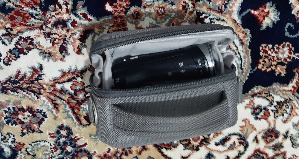 Видеокамера Sony HDR-CX405