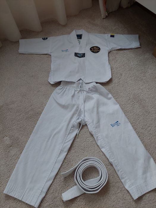 Costum Taekwondo VIP marimea 110