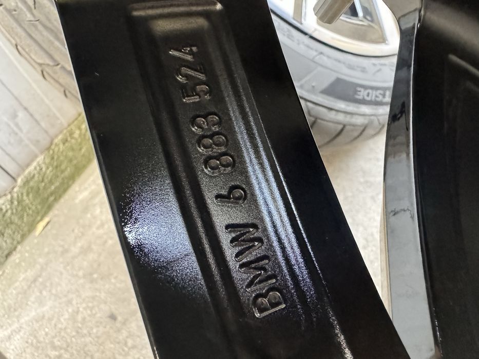 Jante 18 originale Bmw G20 vara Hankook 225/45R18