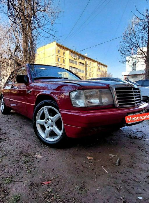 Мерседес 190 сотилади