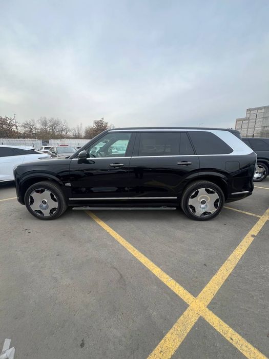 Zeekr 9X Sotiladi 2ta monitorli