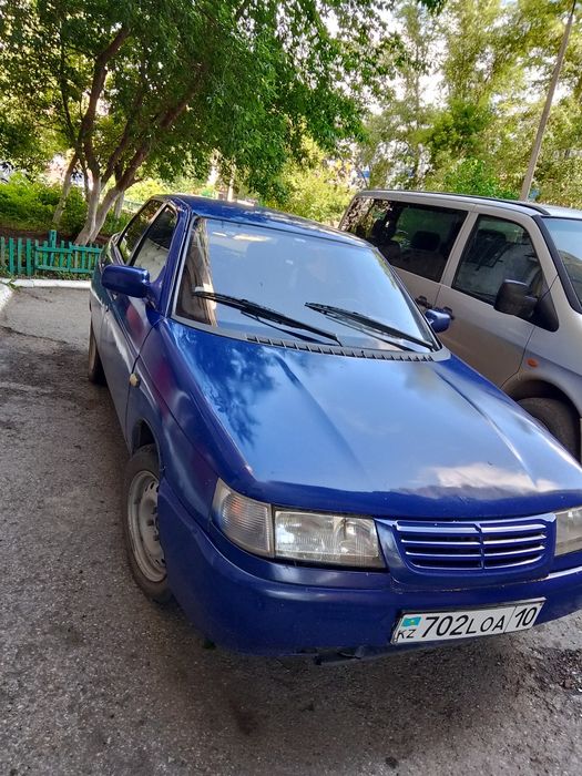 Продам машину 21102