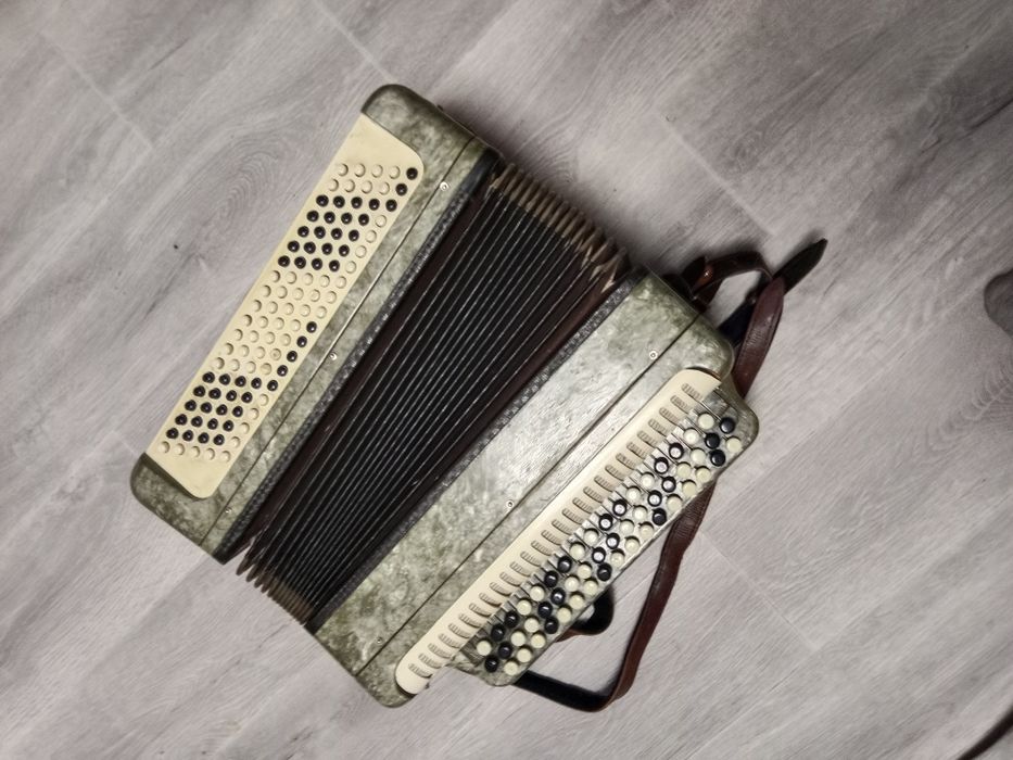 Продам боян в хорошем состоянии