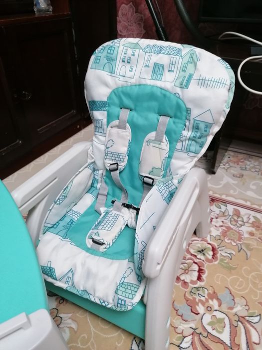 Продам стульчик для кормления