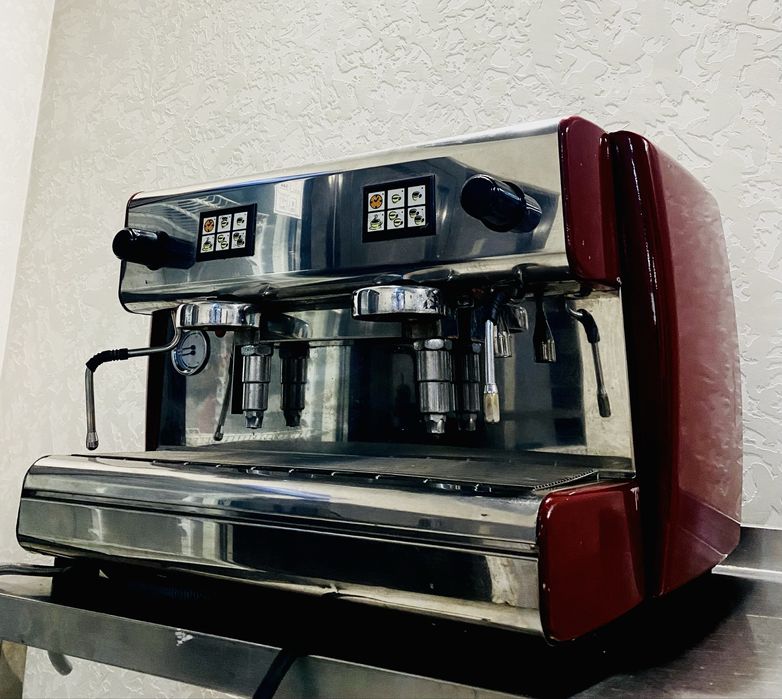 Срочно продам кофемашину