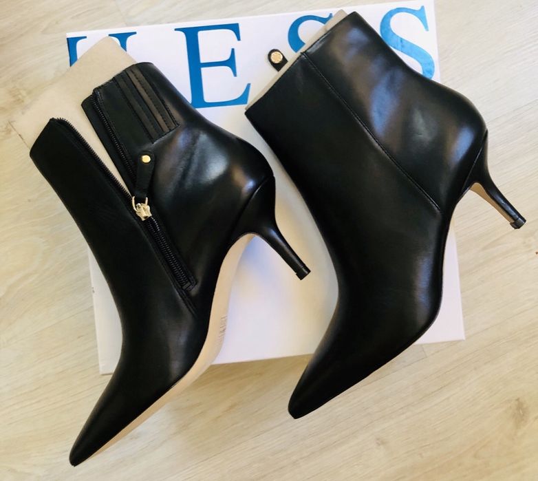 Pantofi botine GUESS masura 40