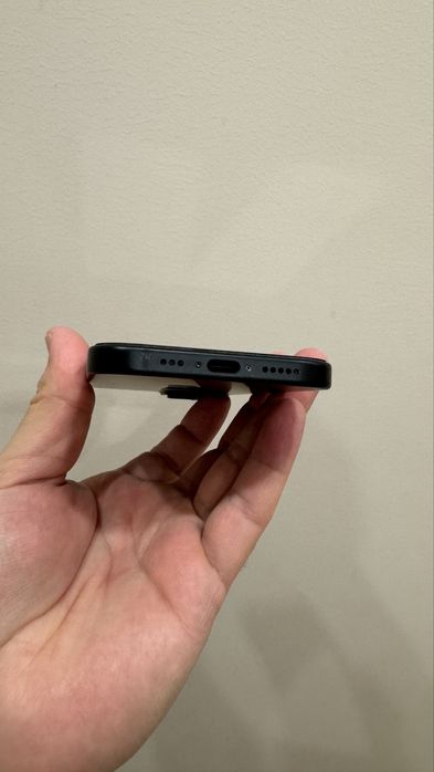 Iphone 15 черный