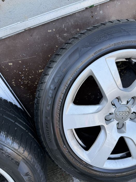 Vand roti 17 “x 8J.  Audi A6 4G