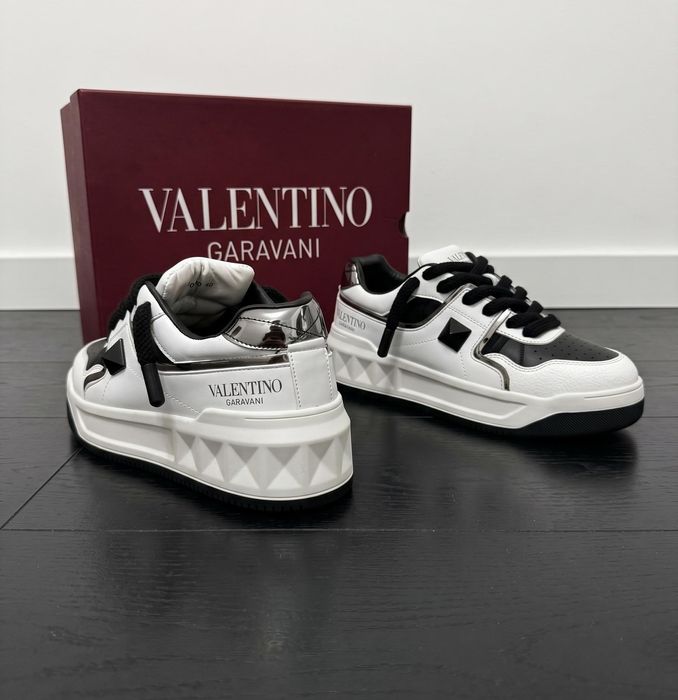 Adidasi Valentino Garavani Negru Alb Premium