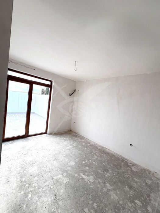 Продава се Тристаен апартамент в Ахелой - 118 кв.м за 1033 €/кв.м - Снимка #1