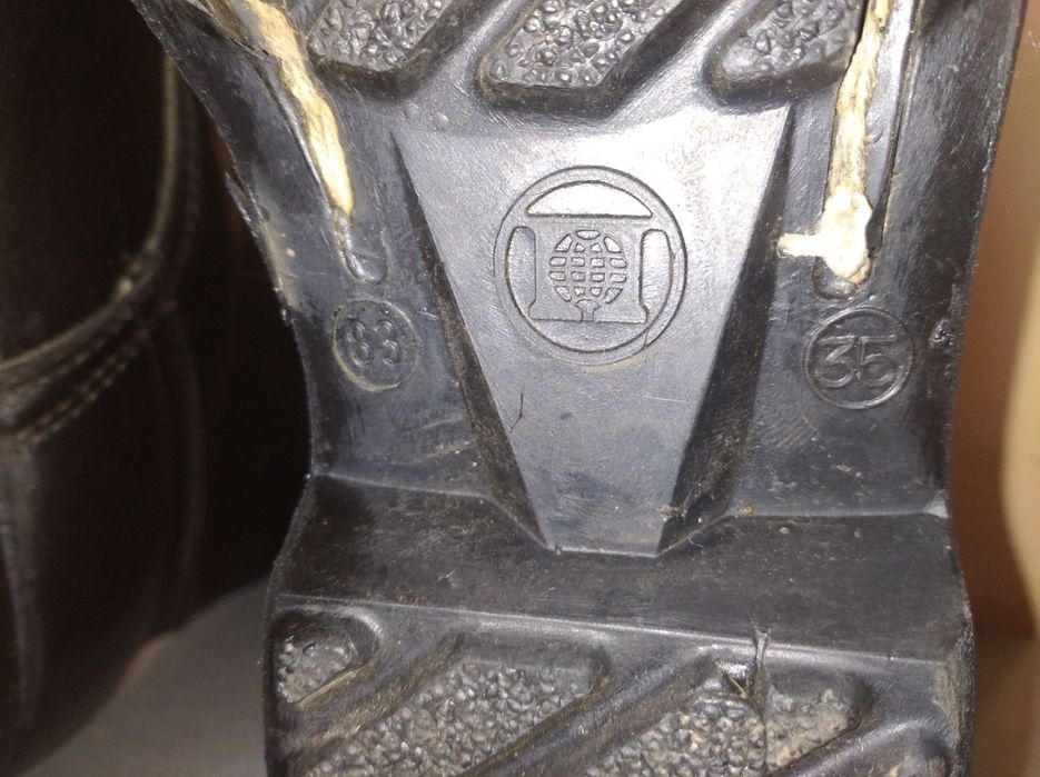 Чисто нови кубинки 35 номер