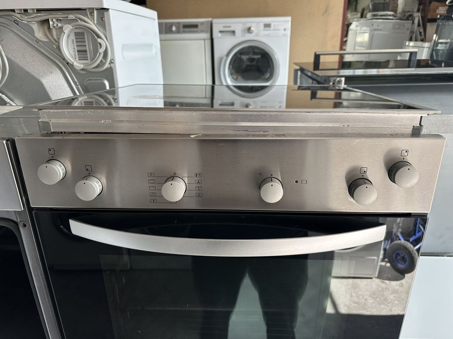 Печка +гаранция 1 година. MIELE, Конвекция. Керамичен плот. Безплатна доставка за София