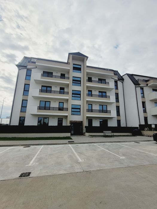 PF vand ap 2 camere Intabulat, Iasi, bloc nou