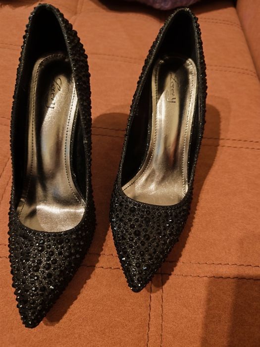 Елегантни, стабилни обувки!