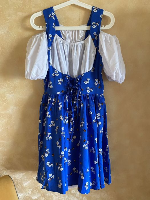 Новое женское платье