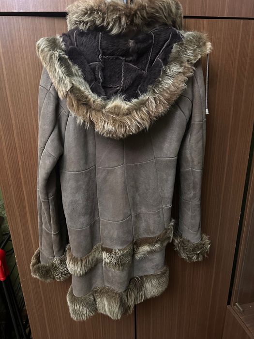 Продам детскую дубленку