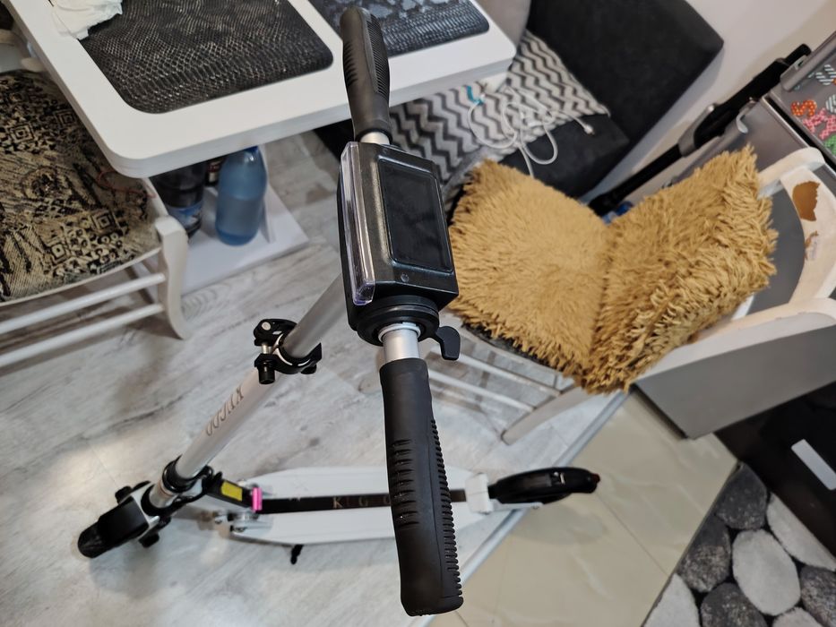 Trotineta Electrică Kugoo 25Km/H