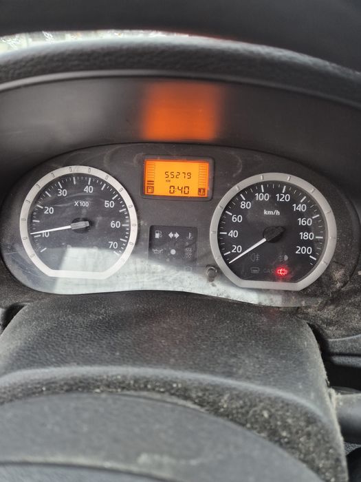 Vând Logan MCV an 2008