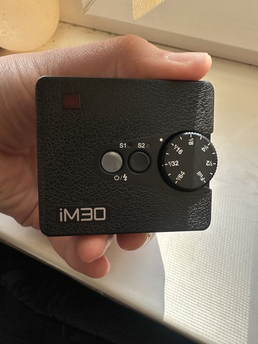 Godox im30 фотовыспышка