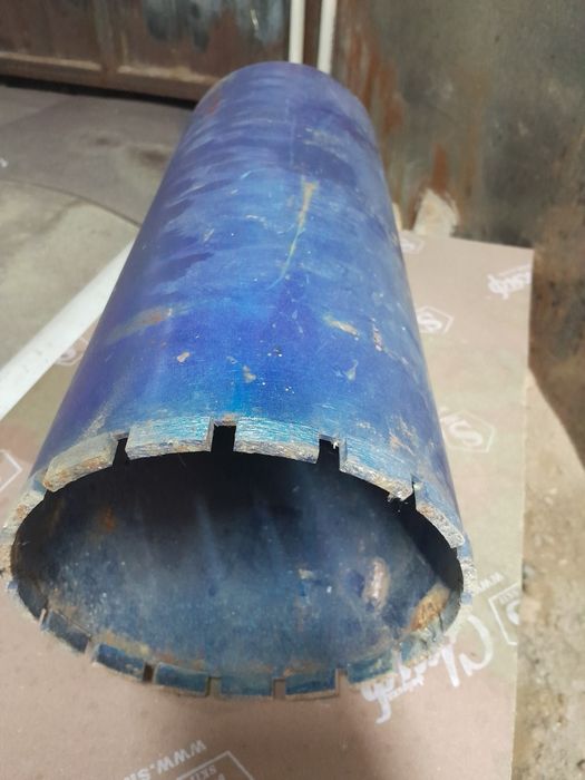 Продам Алмазную коронку CROWN