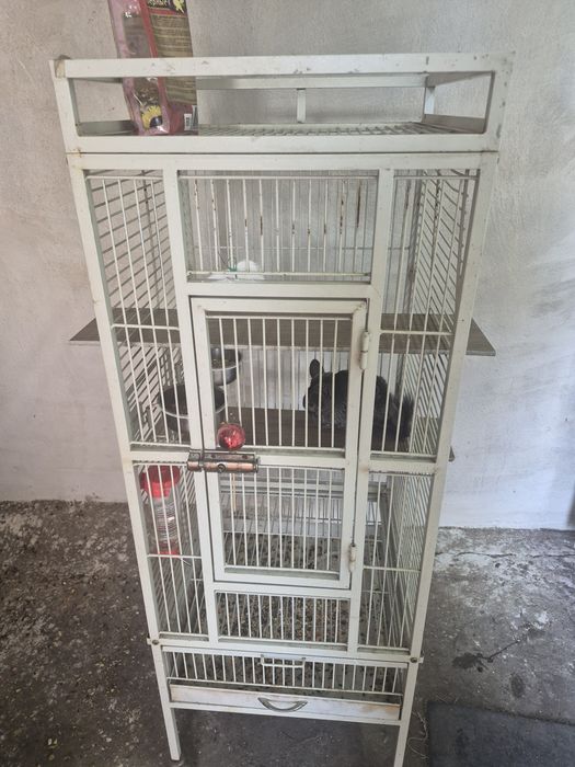 Продам клетку для попугая