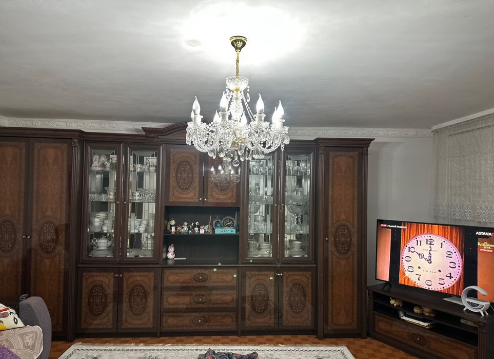 Продаётся стенка