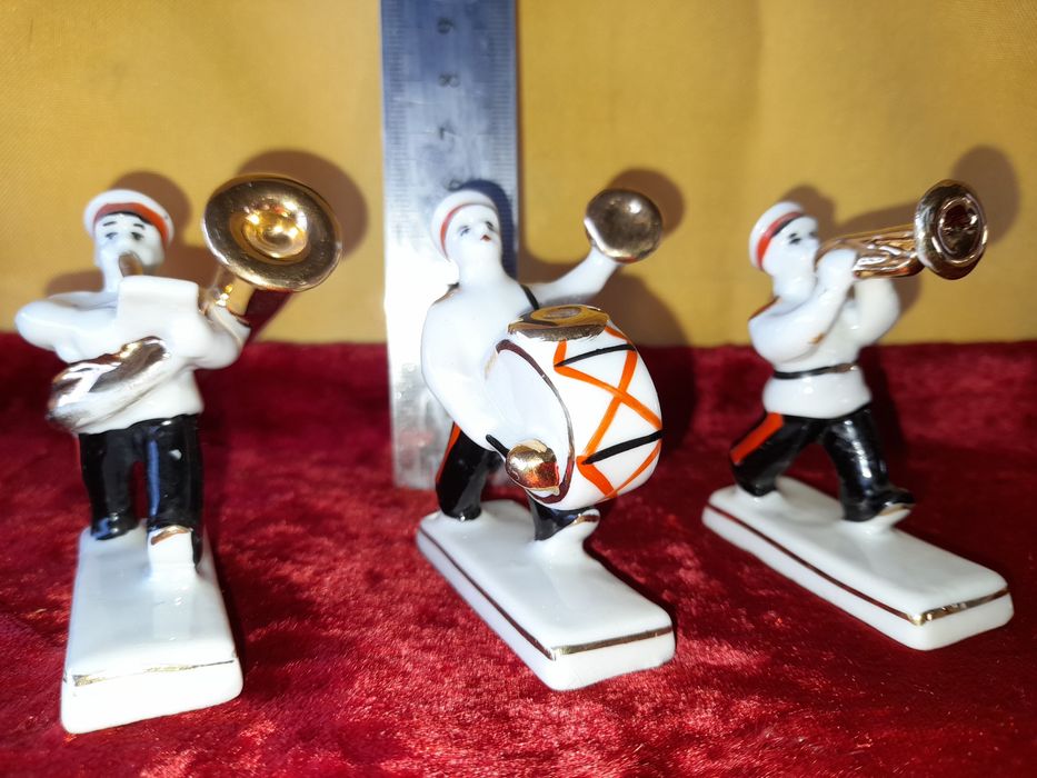 Советские фарфоровые статуэтки